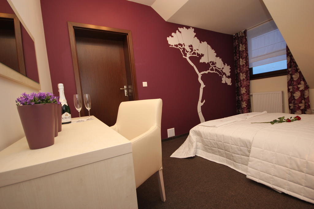 Biala Akacja Resort & Business Prudnik Quarto foto